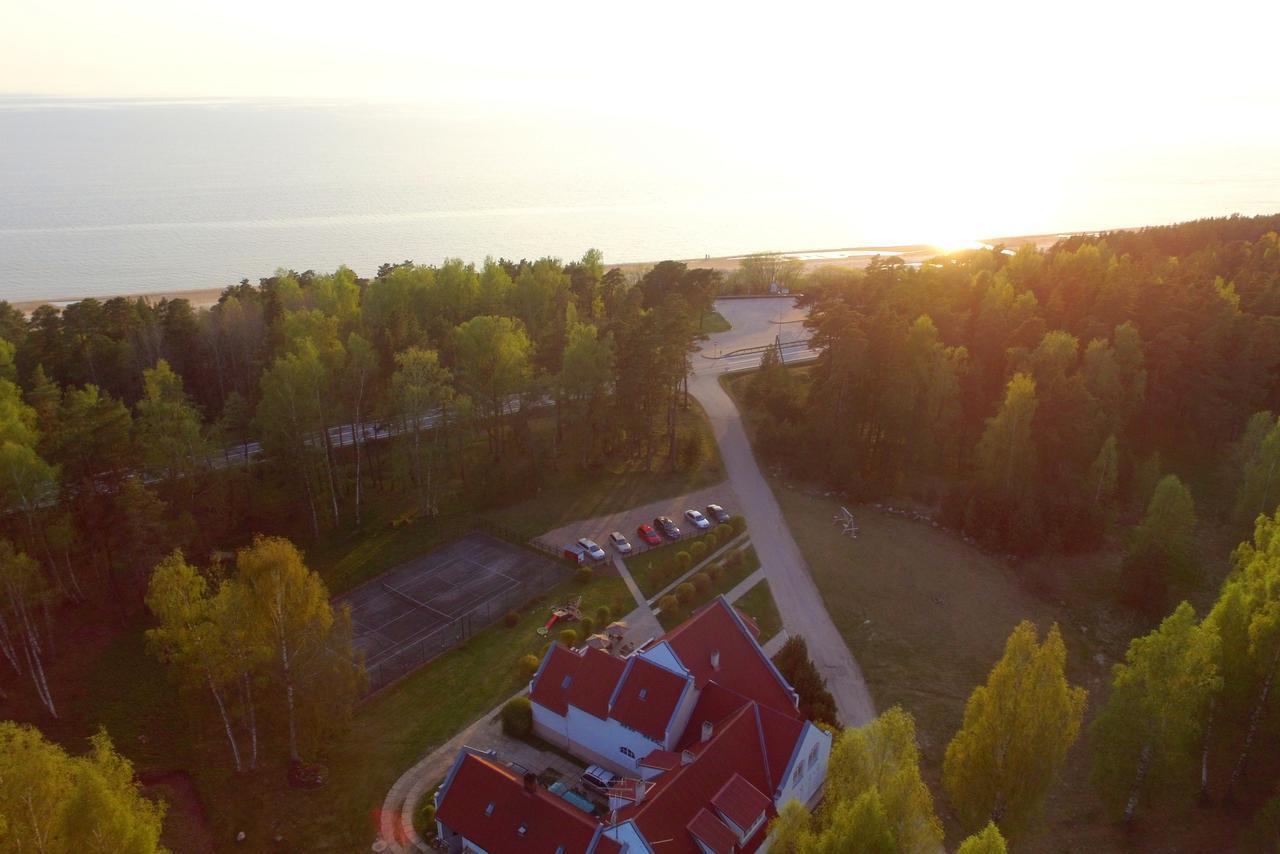 Karle Hotel Vitrupe Eksteriør billede
